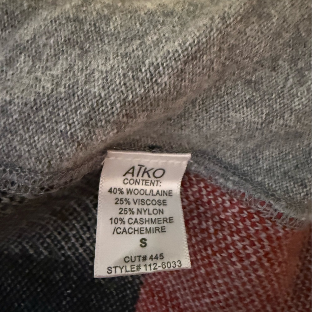 Aiko Wool-Blend Plaid Hooded One Button Sweate - Picture 5 of 5